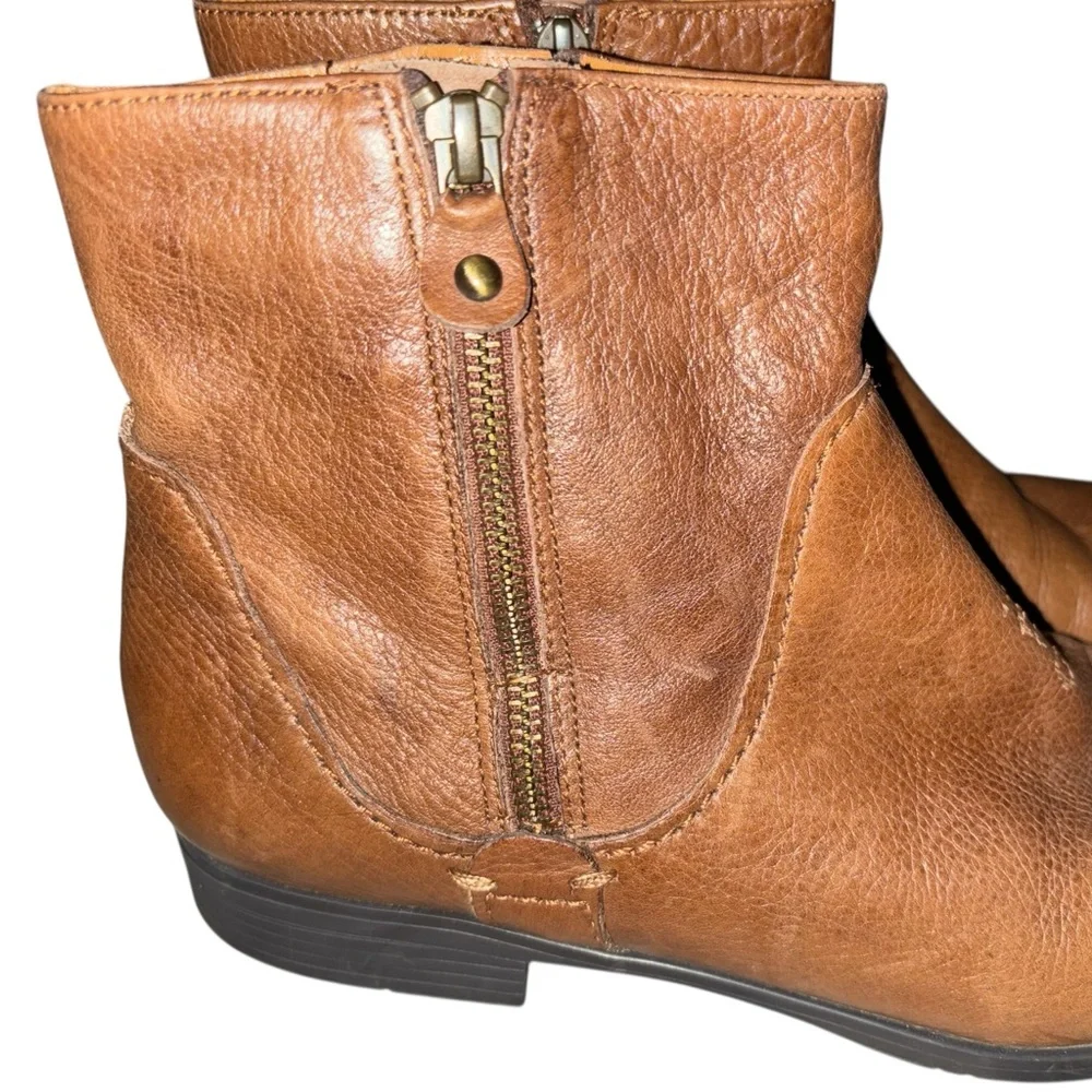 EARTHIES Sintra Almond Brown Leather Booties 9.5